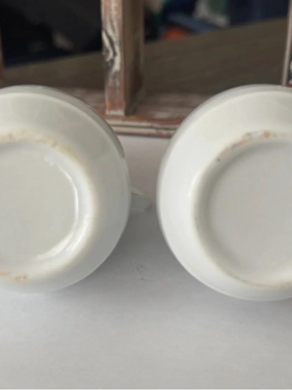 Elegant White Ceramic Cruets - Classic Serveware Accent